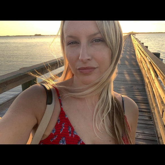 Meet your Posher, Tara - Picture 1 of 1